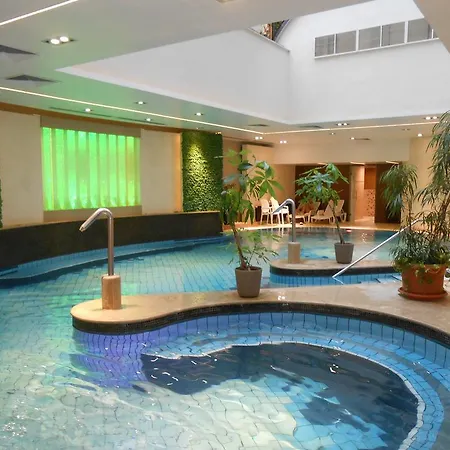 Pallace Wellness Апартаменты *